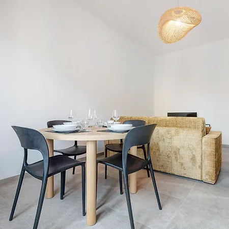 Queta - Modern Flat *